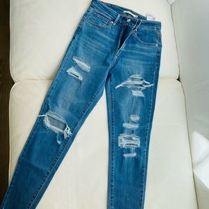 Levi’s jeans